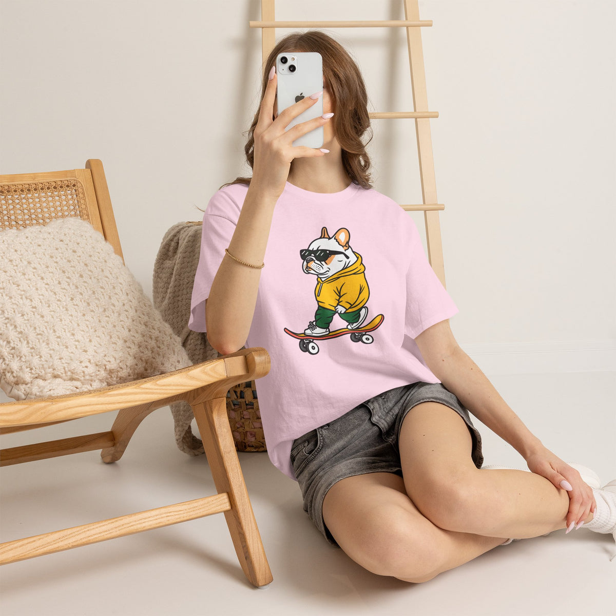 Skateboarding French Bulldog T‑Shirt – Cute Bulldog on Skateboard Graphic Tee