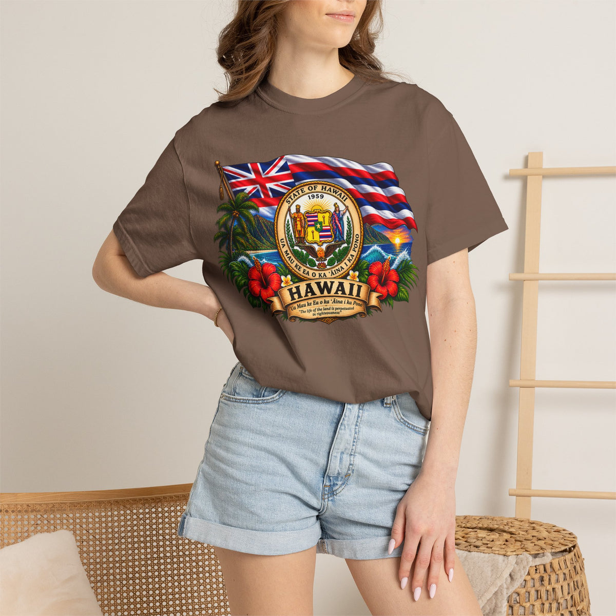 Hawaii State Seal Tee — Vintage Hawaiian Flag & Hibiscus T-Shirt