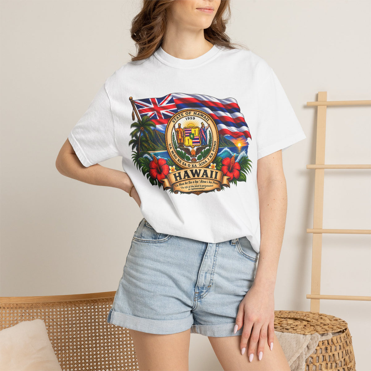 Hawaii State Seal Tee — Vintage Hawaiian Flag & Hibiscus T-Shirt
