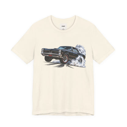 Vintage Muscle Car Tee — Burnout Classic Car Graphic T-Shirt