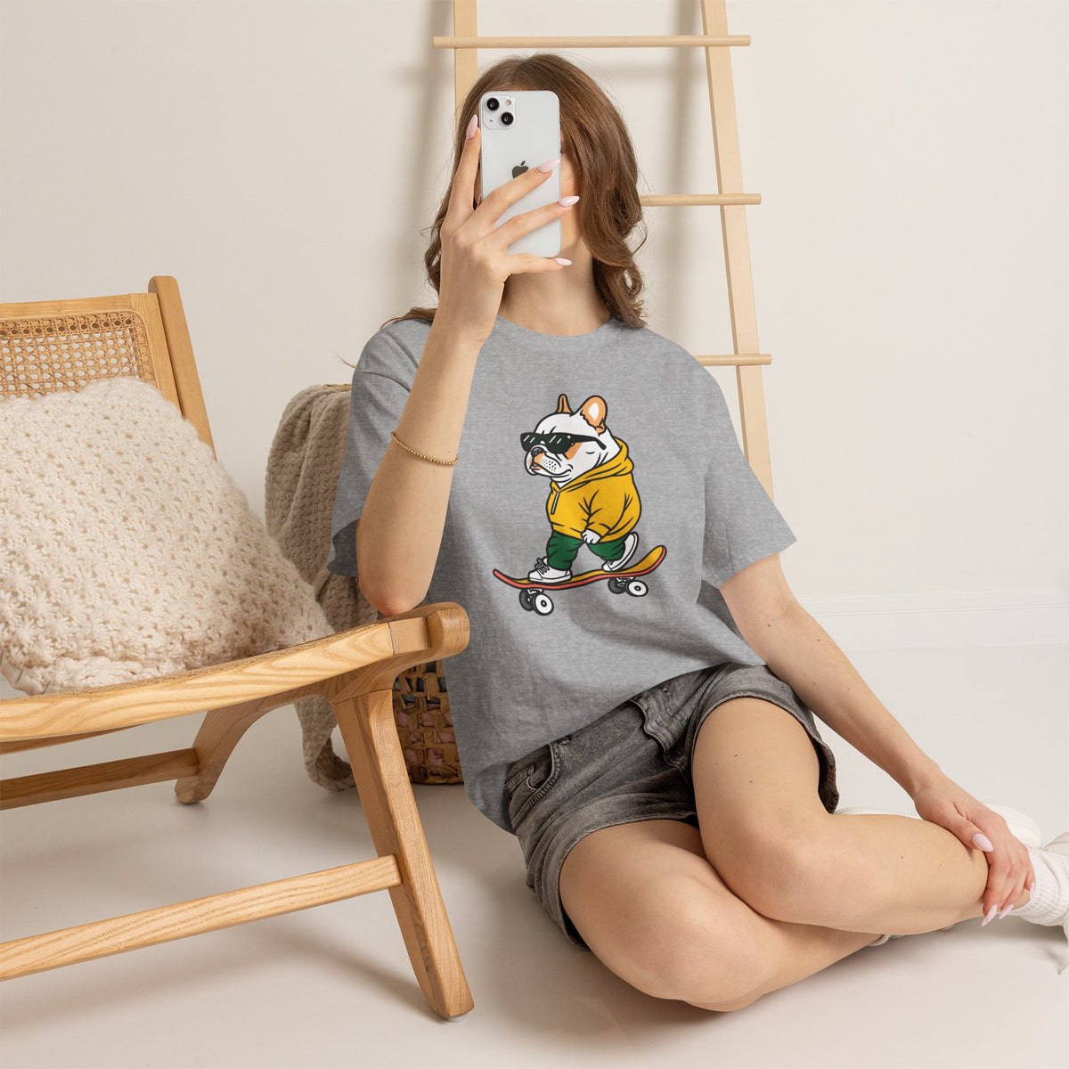 Skateboarding French Bulldog T‑Shirt – Cute Bulldog on Skateboard Graphic Tee